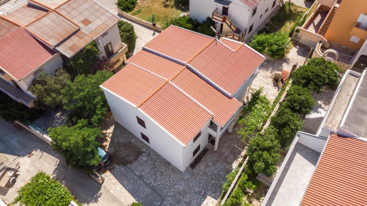 Apartments Salis Pag Town Exterior photo