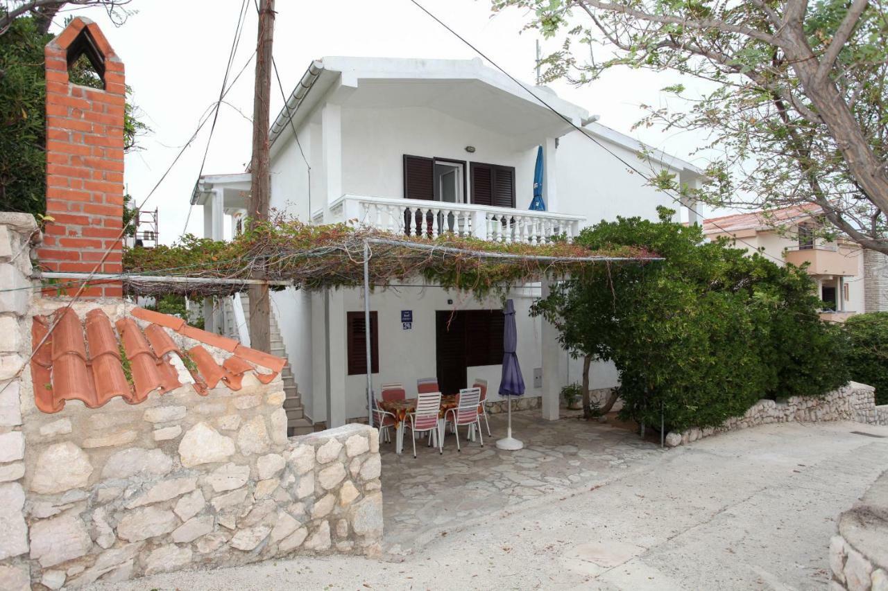 Apartments Salis Pag Town Exterior photo
