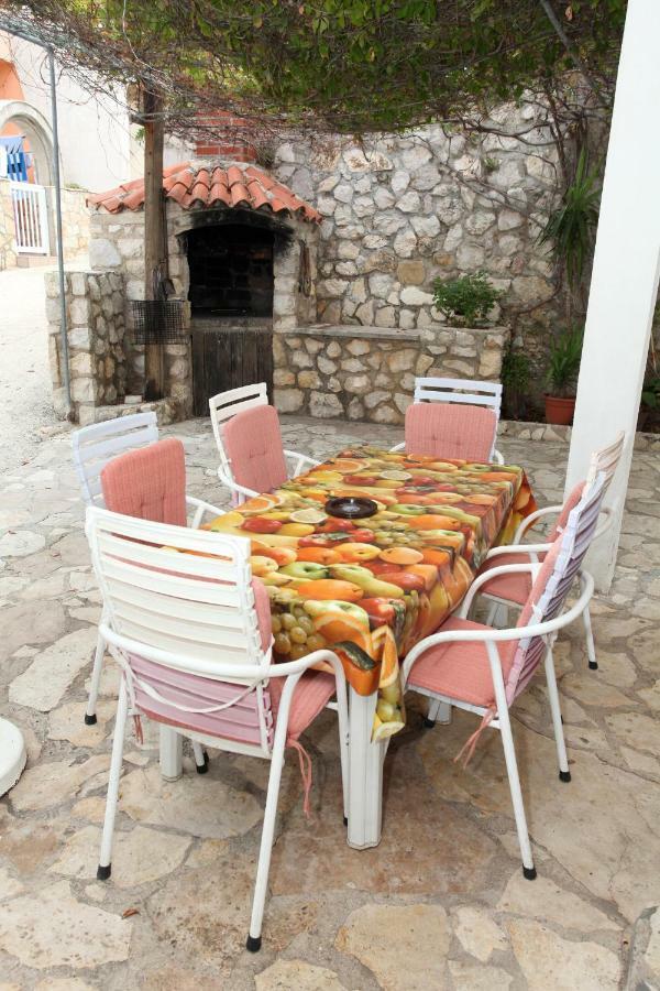 Apartments Salis Pag Town Exterior photo